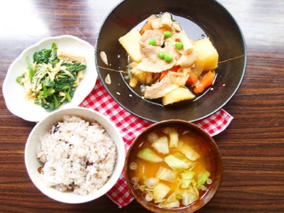 肉じゃが定食